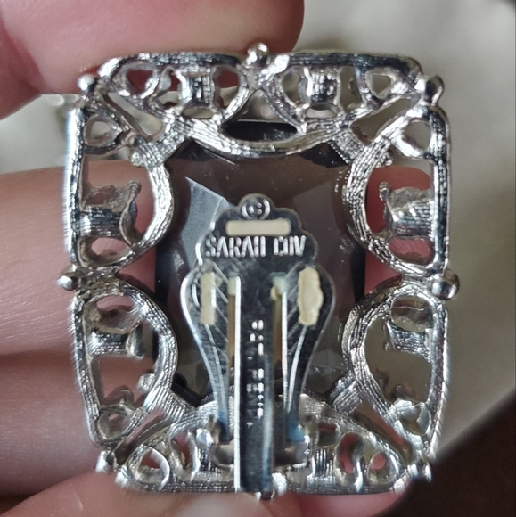 Vintage Sarah Coventry 1950s gray clip on earrings - Picture 6 of 6